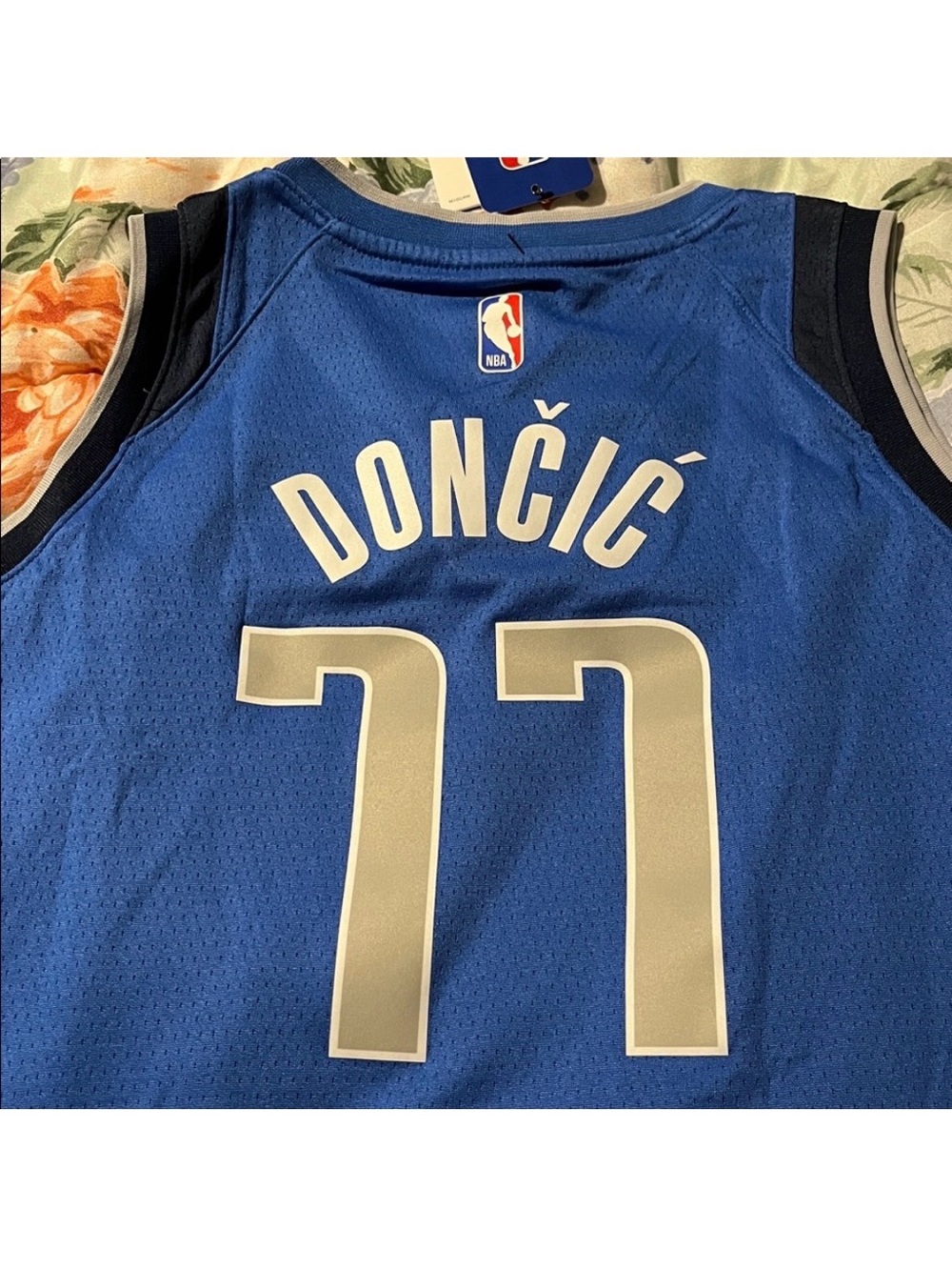 Luka Doncic Dallas Mavericks #77 Icon Edition NBA Jersey Youth XL (18/20) NWT
